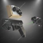 Linterna Láser Tactical Linterna Táctica y Láser Verde Recargable LED de 200 Lúmenes y Láser Verde Recargable USB C: Iluminación Táctica y Láser Verde de Alta Visibilidad [Batería Interna Recargable]